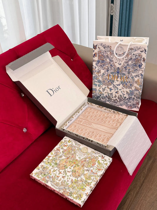 DIOR SCARF