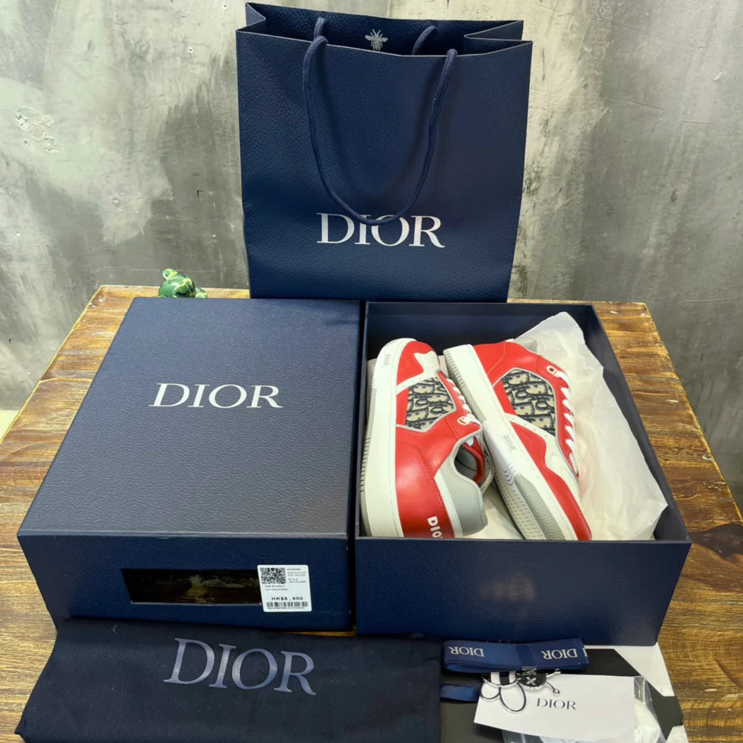 DIOR SNEAKER
