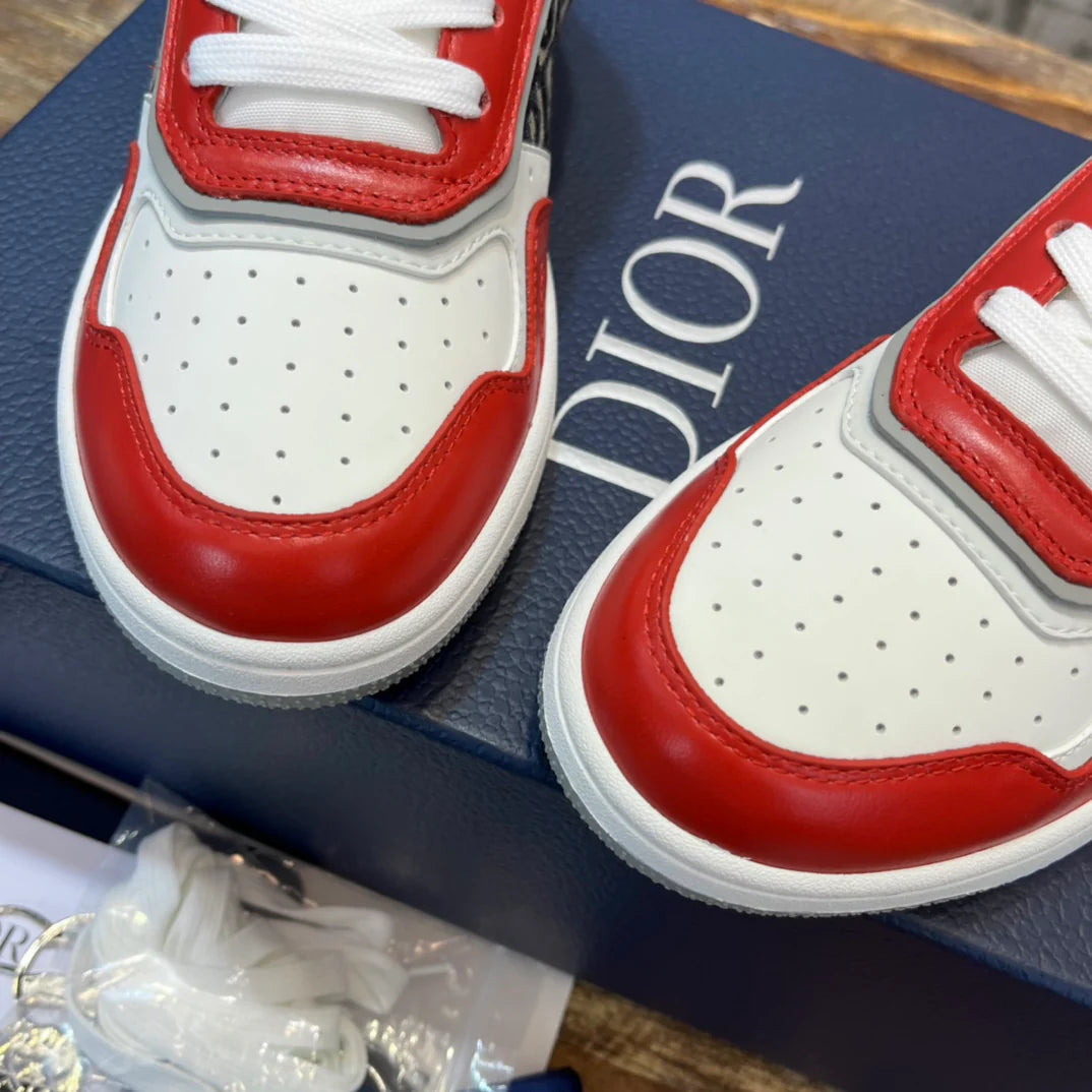 DIOR SNEAKER