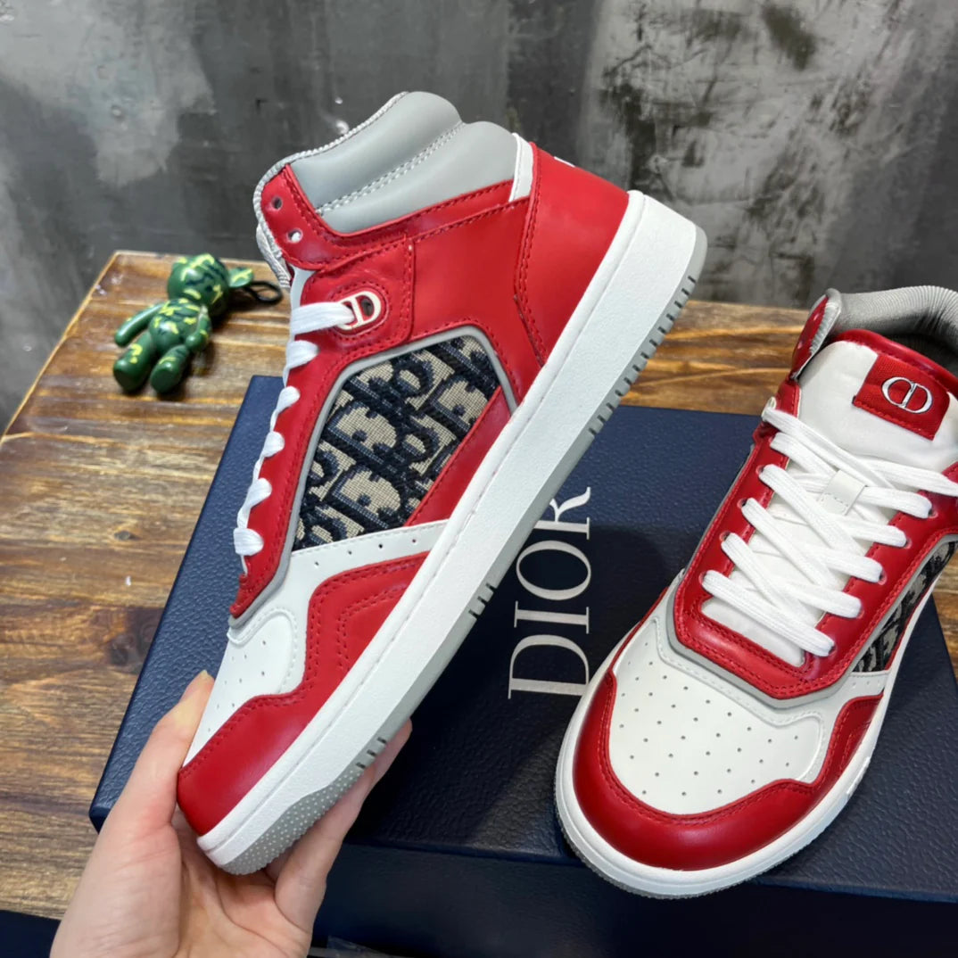 DIOR SNEAKER
