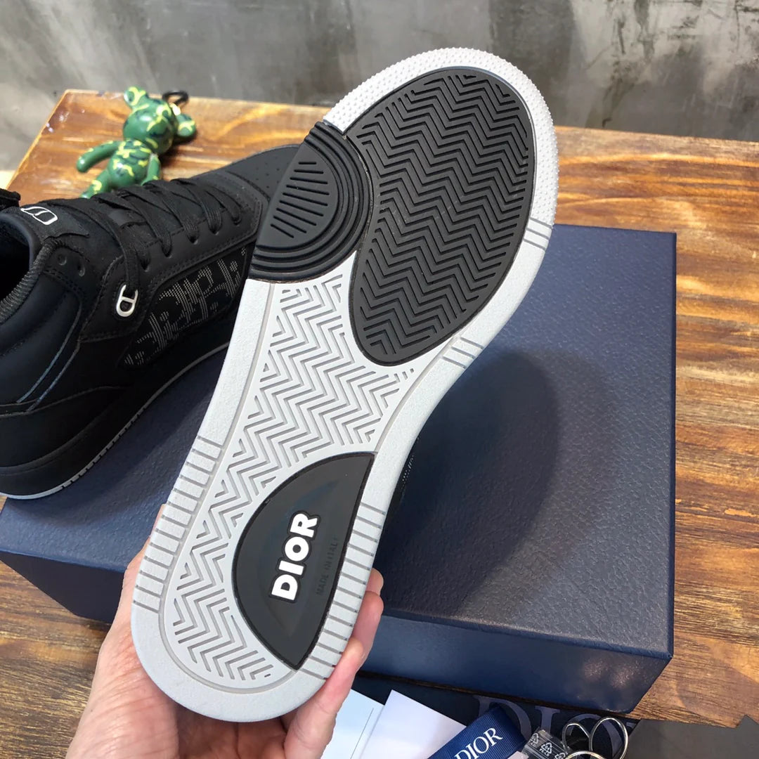 DIOR SNEAKER