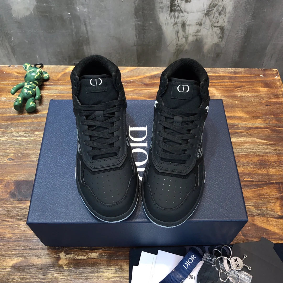 DIOR SNEAKER