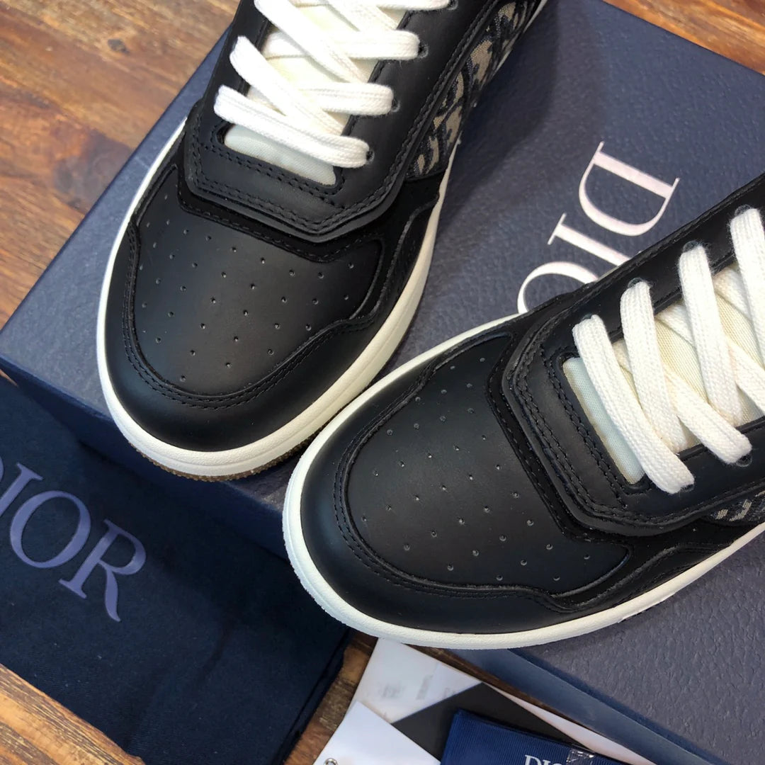 DIOR SNEAKER