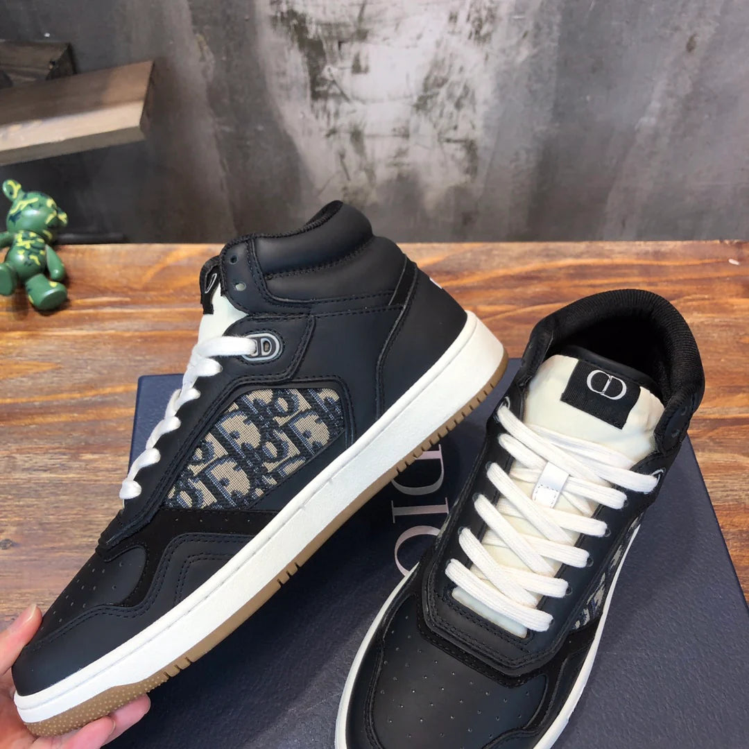 DIOR SNEAKER