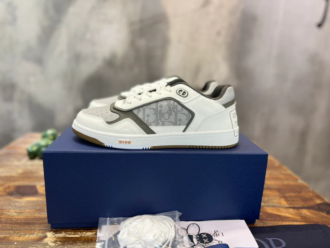 DIOR SNEAKER