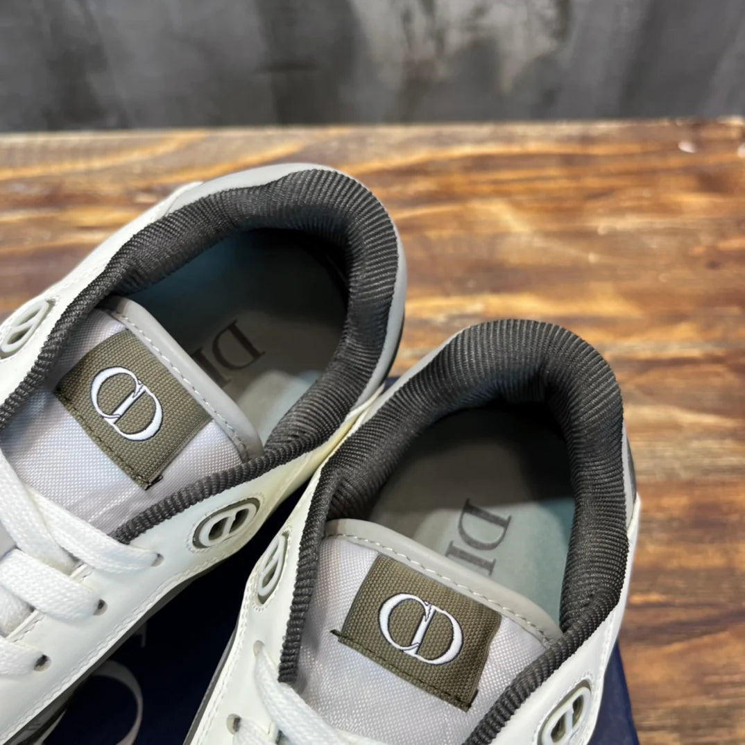 DIOR SNEAKER