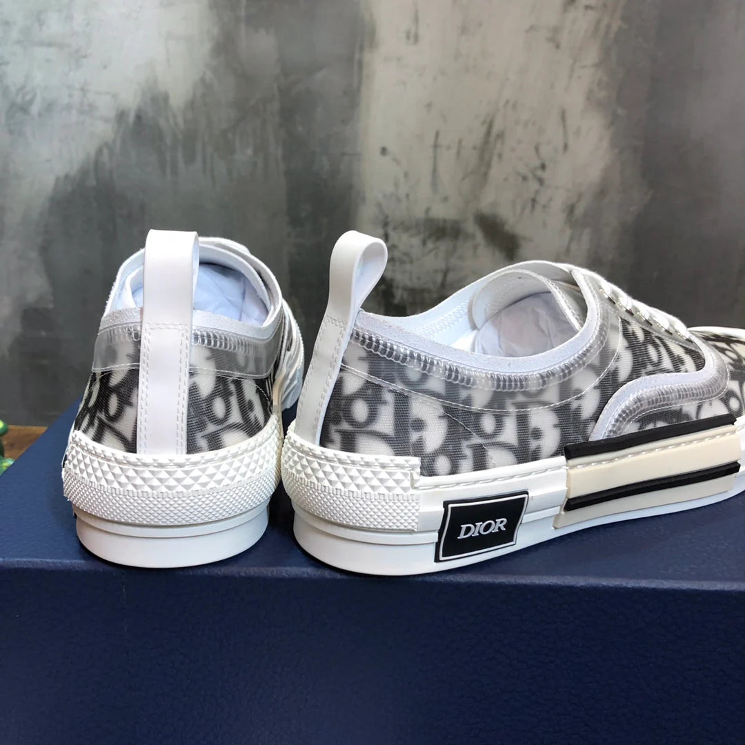 DIOR SNEAKER