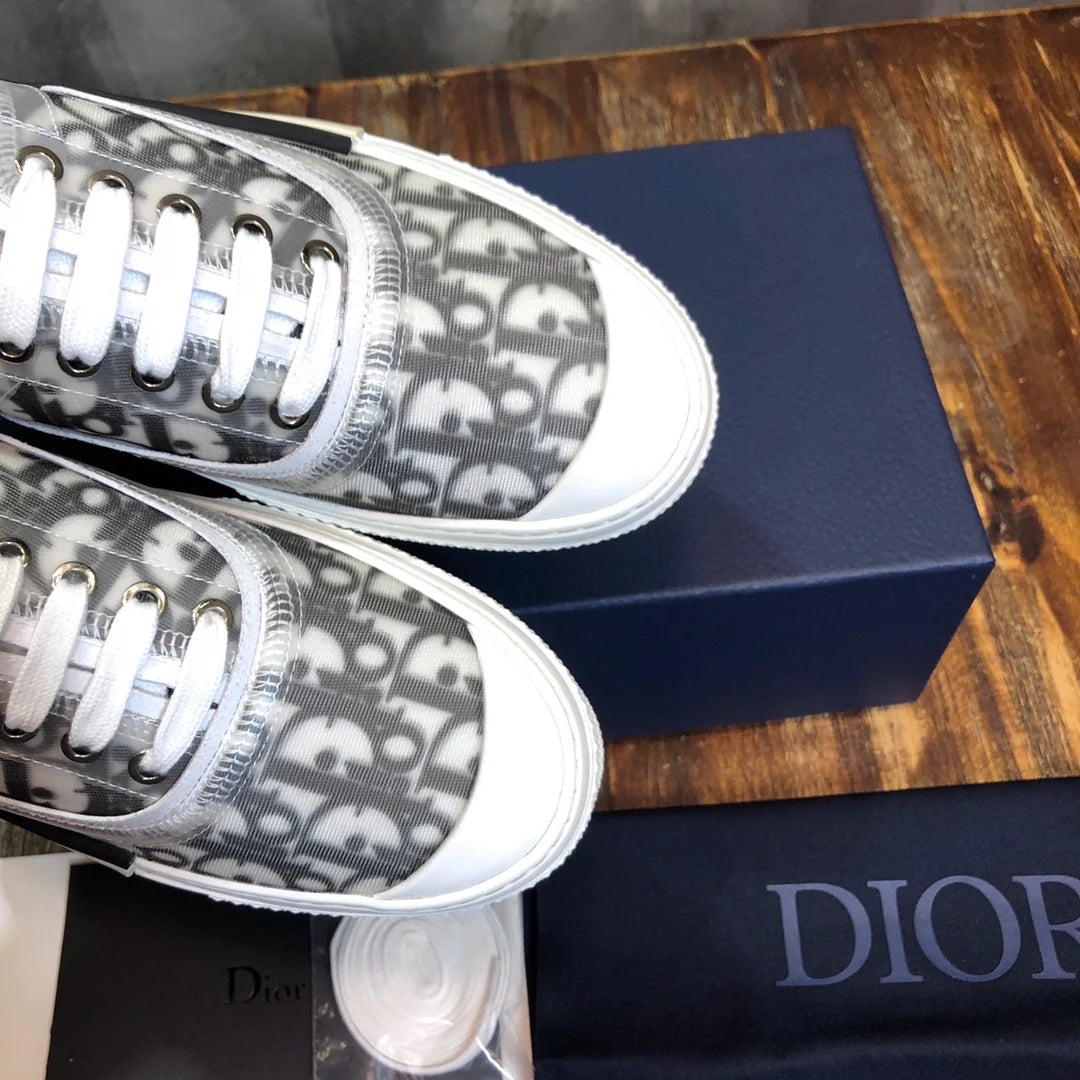 DIOR SNEAKER