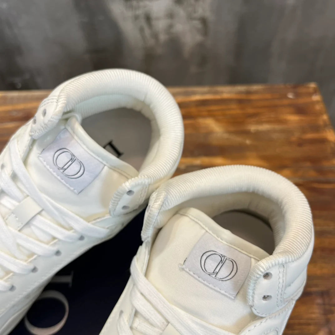 DIOR SNEAKER