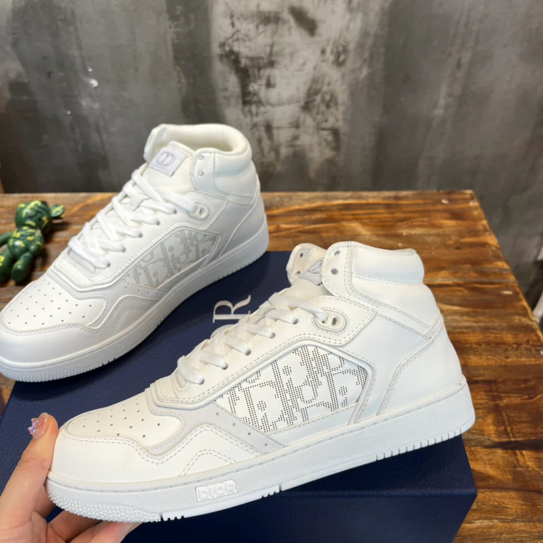 DIOR SNEAKER