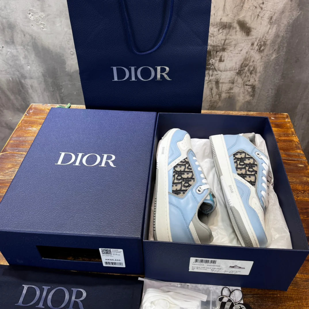 DIOR SNEAKER