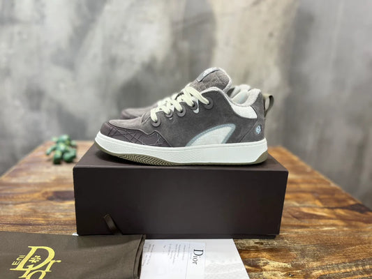 DIOR SNEAKER