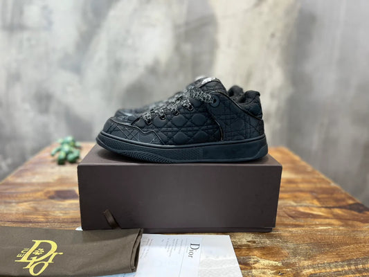 DIOR SNEAKER