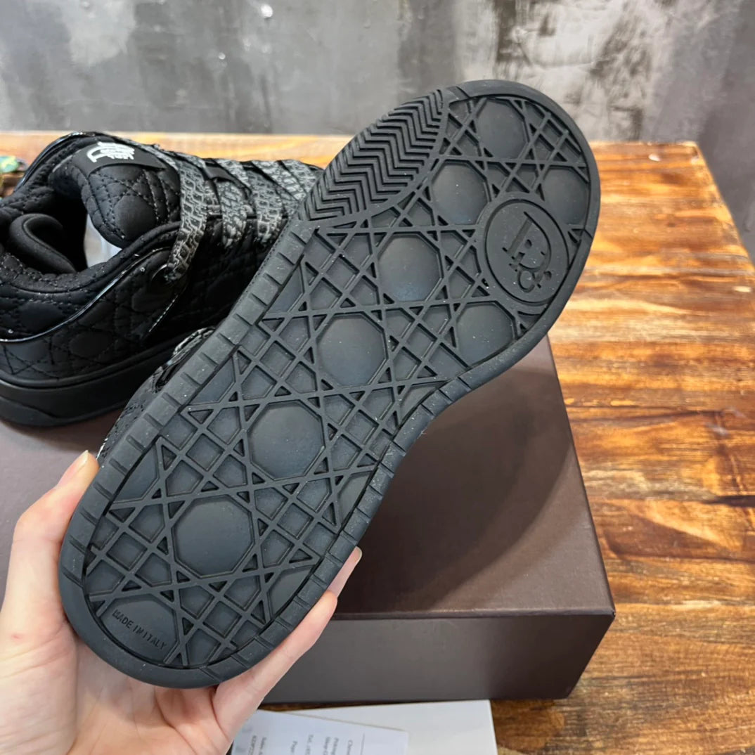 DIOR SNEAKER
