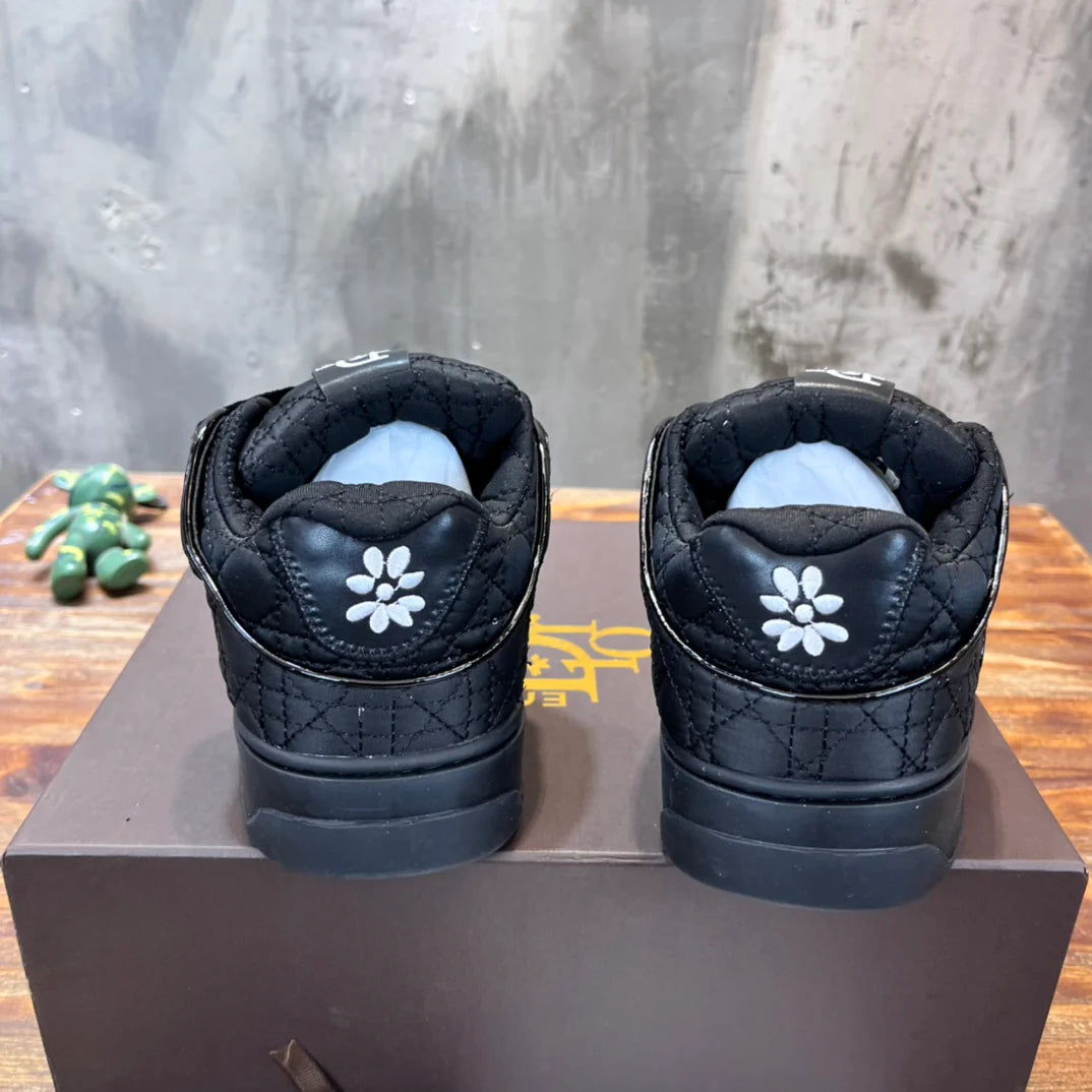 DIOR SNEAKER