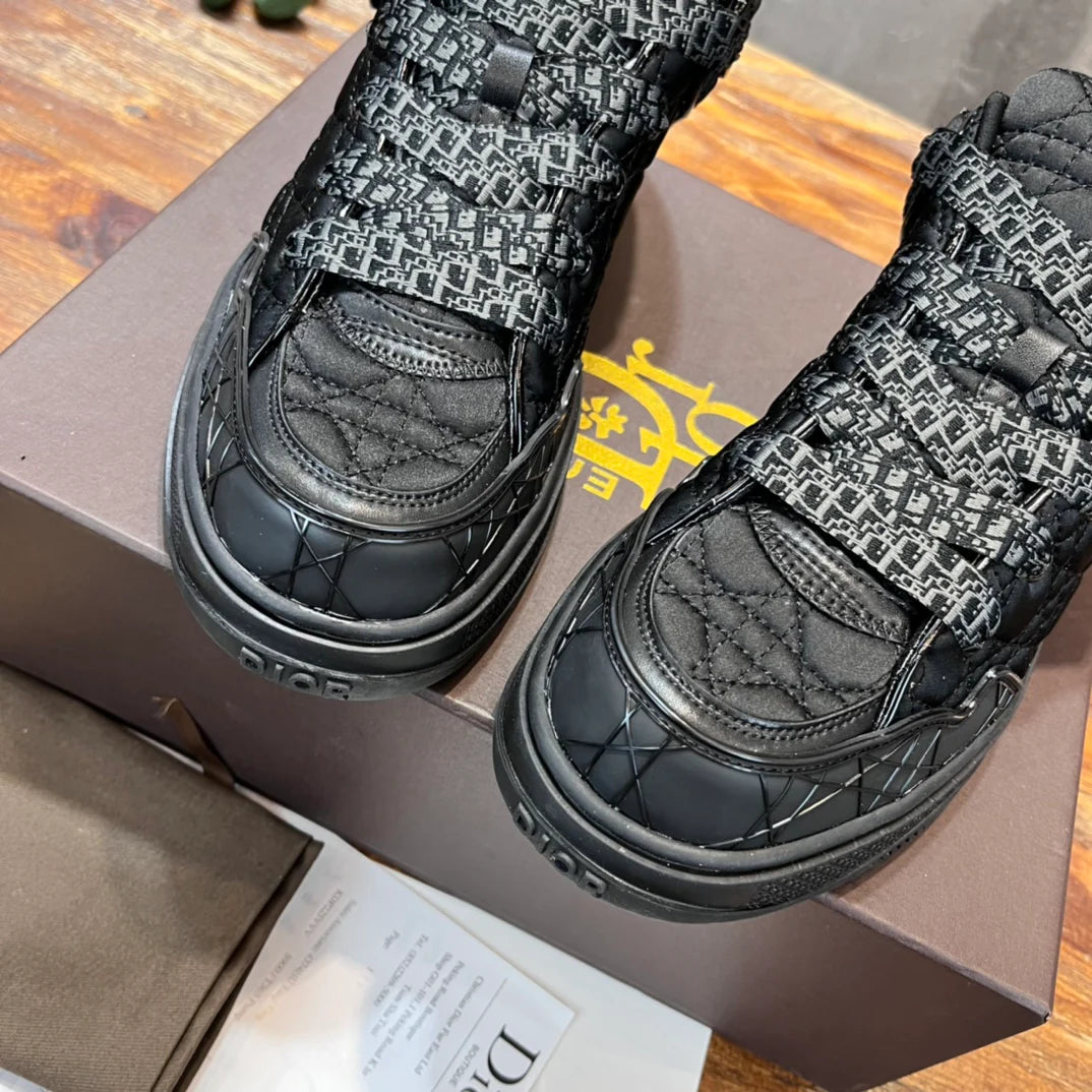 DIOR SNEAKER