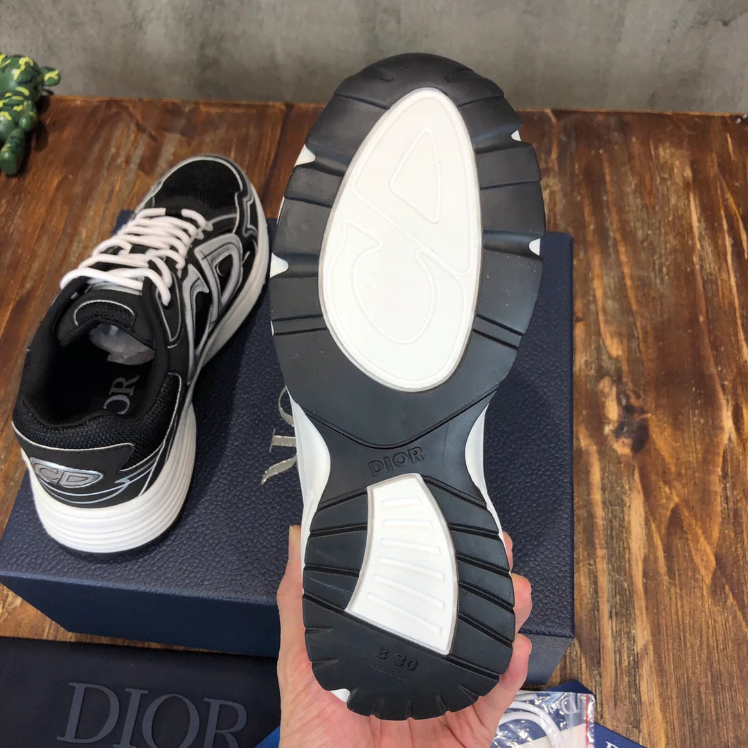 DIOR SNEAKER
