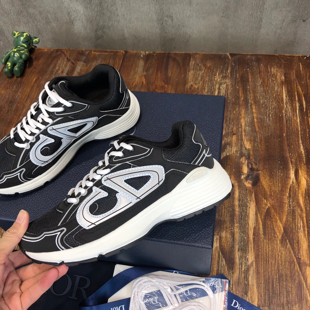 DIOR SNEAKER