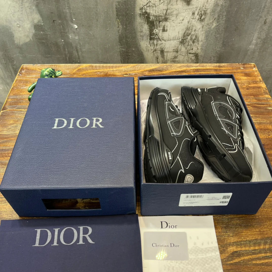 DIOR SNEAKER