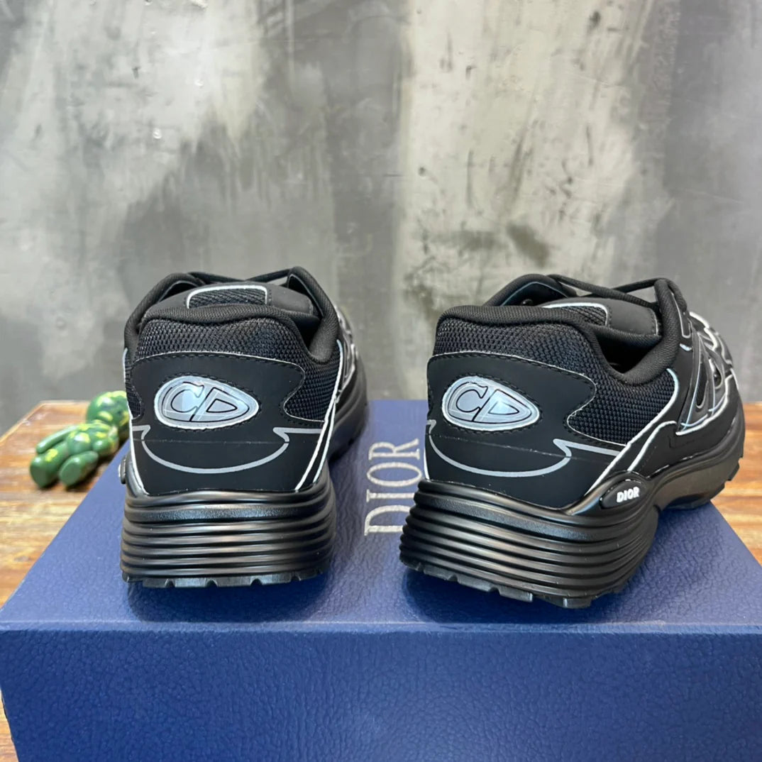 DIOR SNEAKER