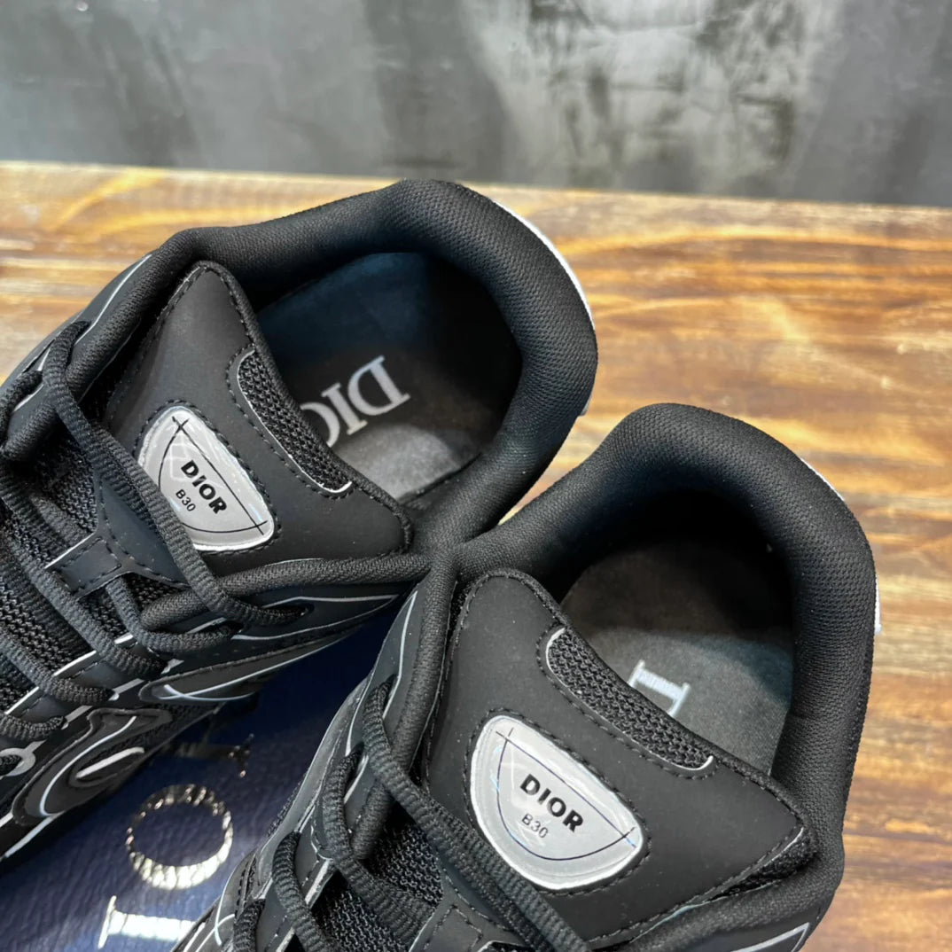 DIOR SNEAKER