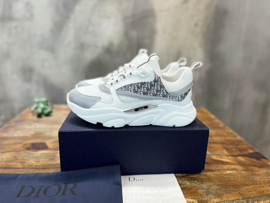 DIOR SNEAKER