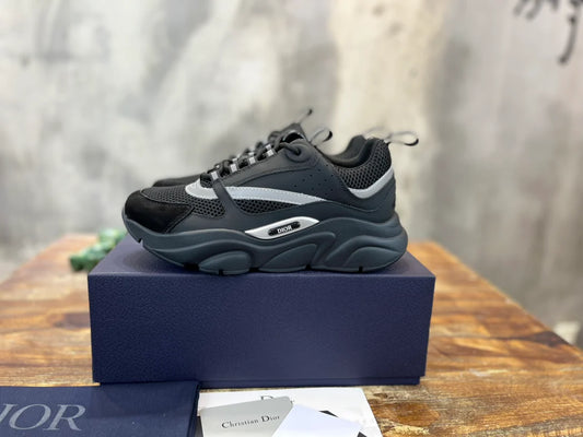 DIOR SNEAKER
