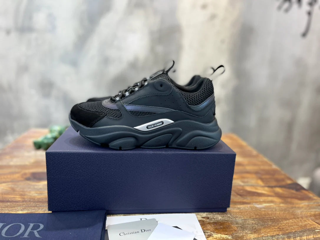 DIOR SNEAKER