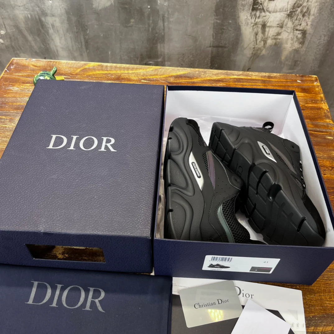 DIOR SNEAKER