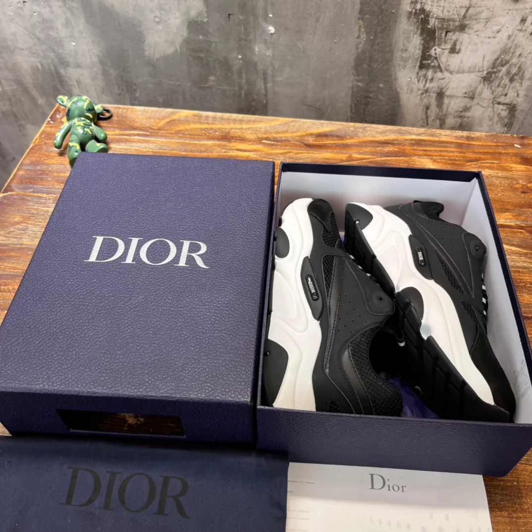 DIOR SNEAKER
