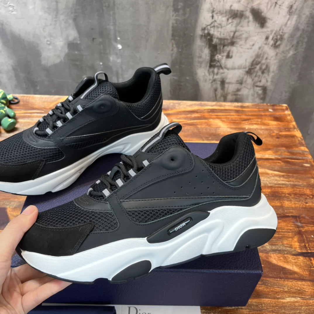 DIOR SNEAKER