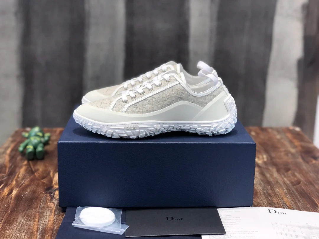 DIOR SNEAKER