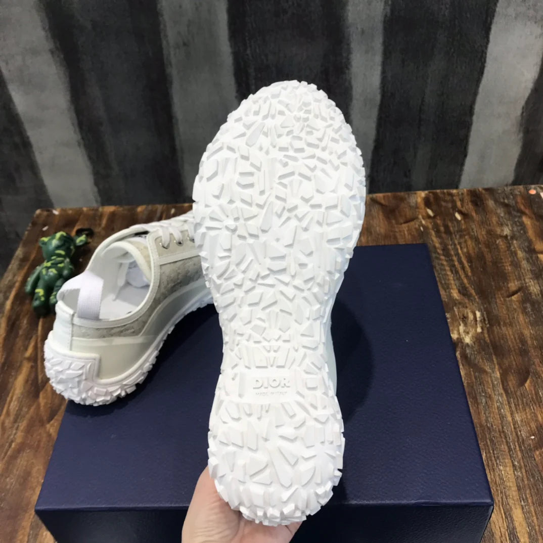 DIOR SNEAKER