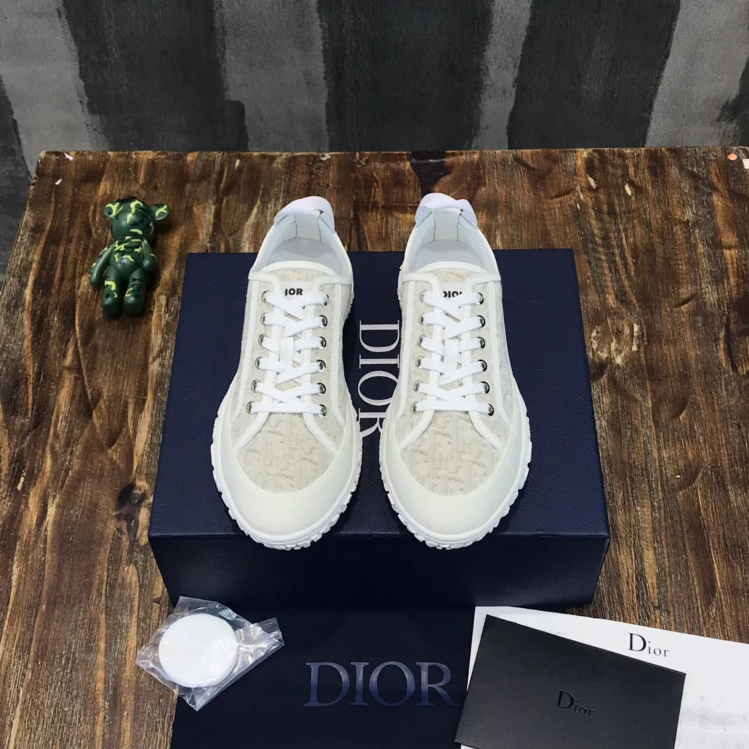 DIOR SNEAKER