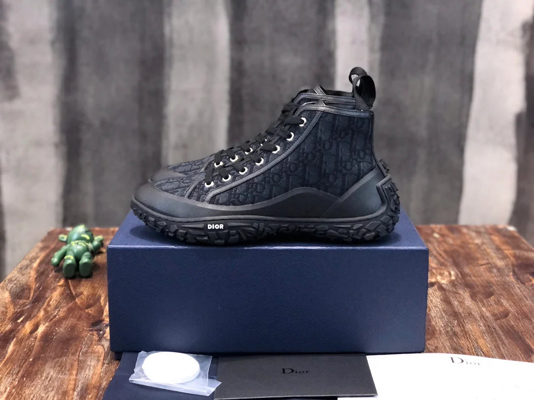 DIOR SNEAKER