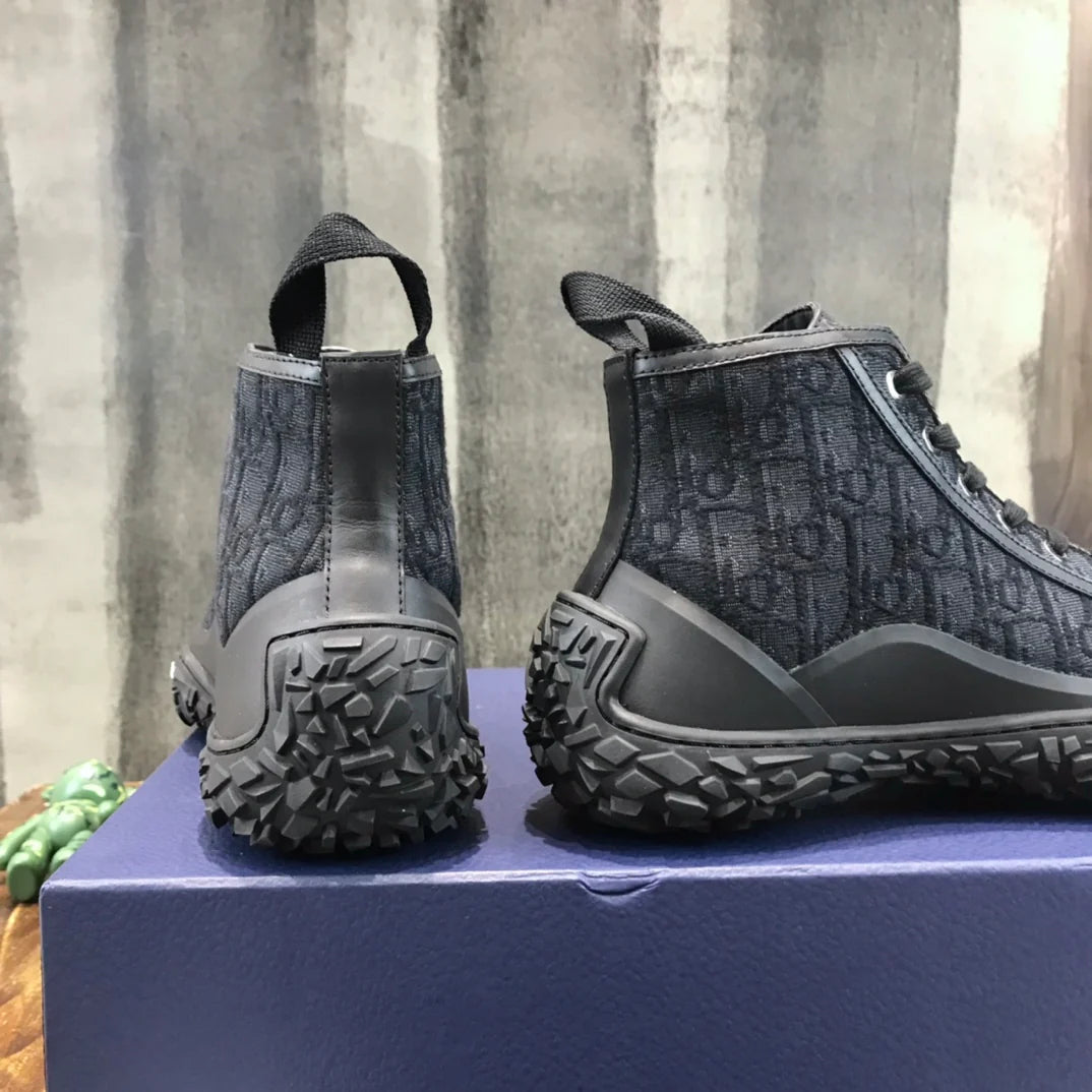 DIOR SNEAKER