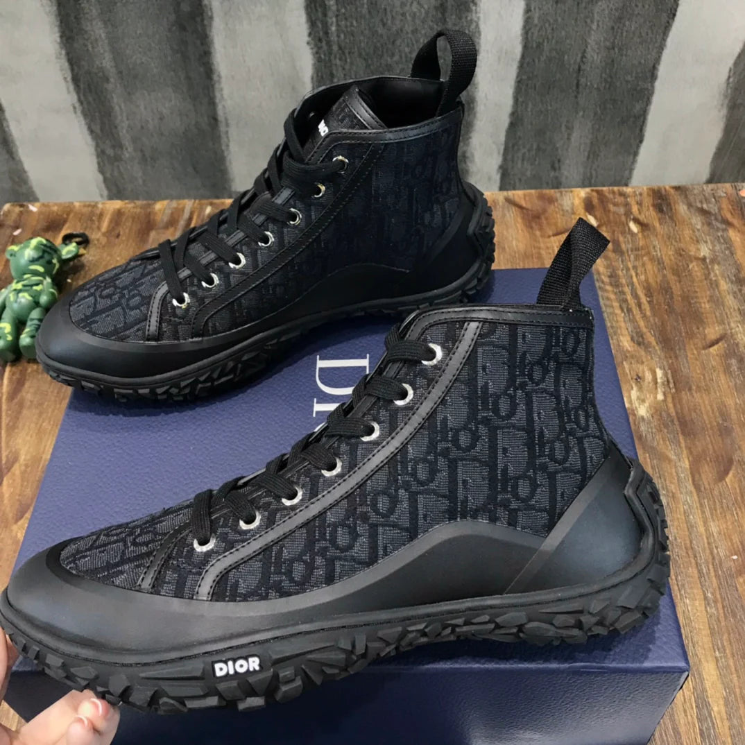 DIOR SNEAKER