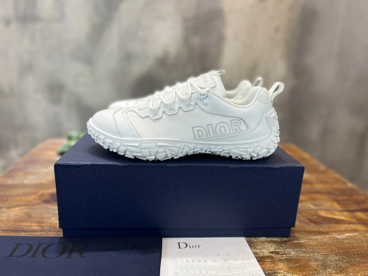 DIOR SNEAKER