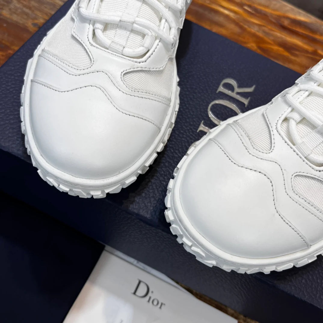 DIOR SNEAKER