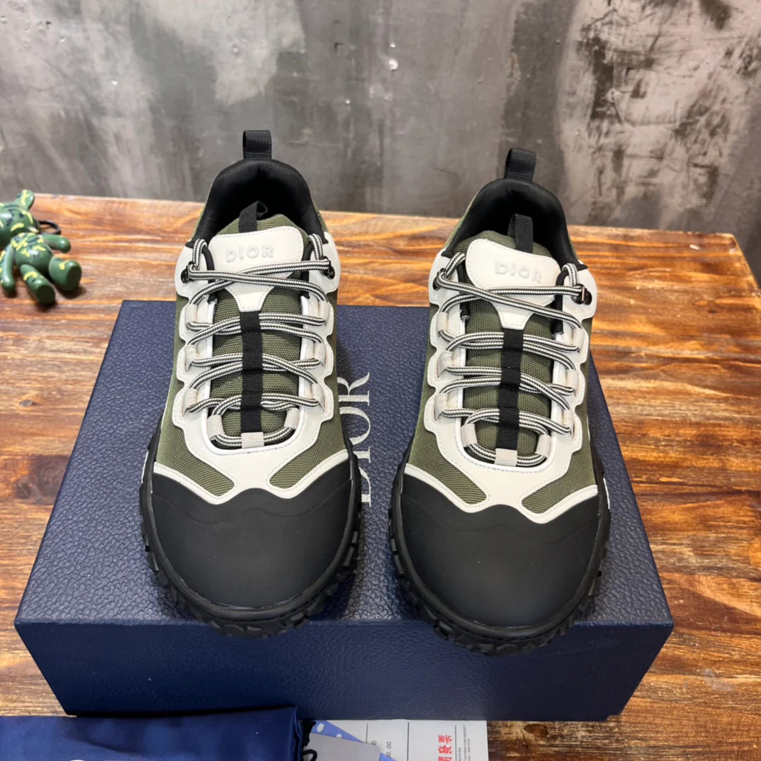 DIOR SNEAKER