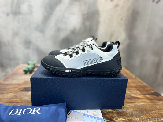 DIOR SNEAKER
