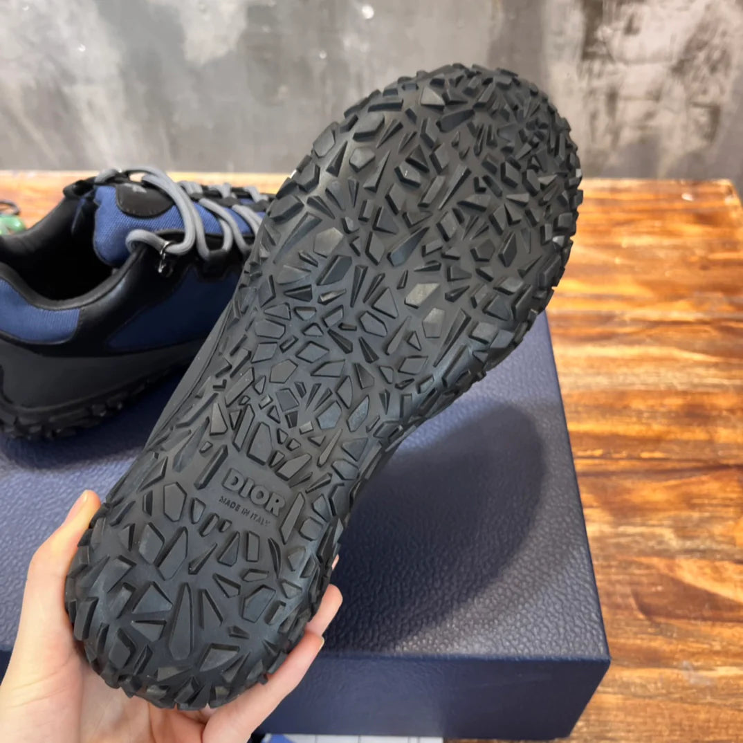 DIOR SNEAKER