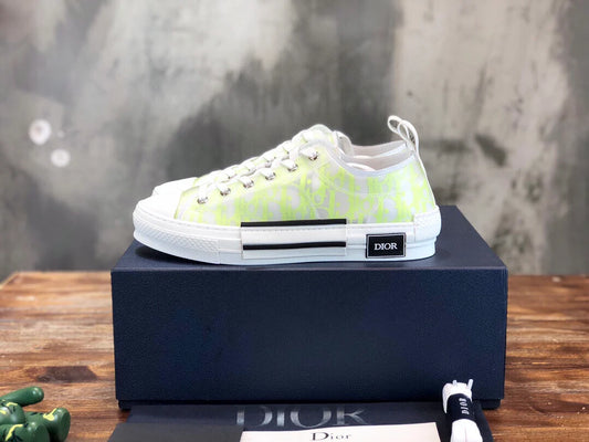 DIOR SNEAKER