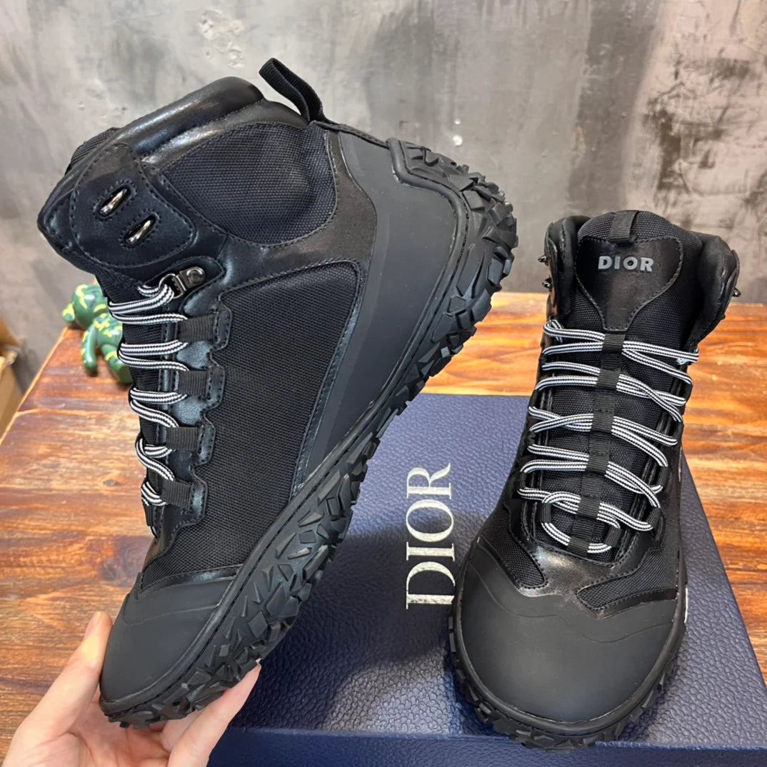 DIOR SNEAKER
