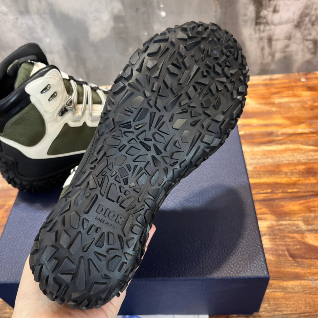 DIOR SNEAKER