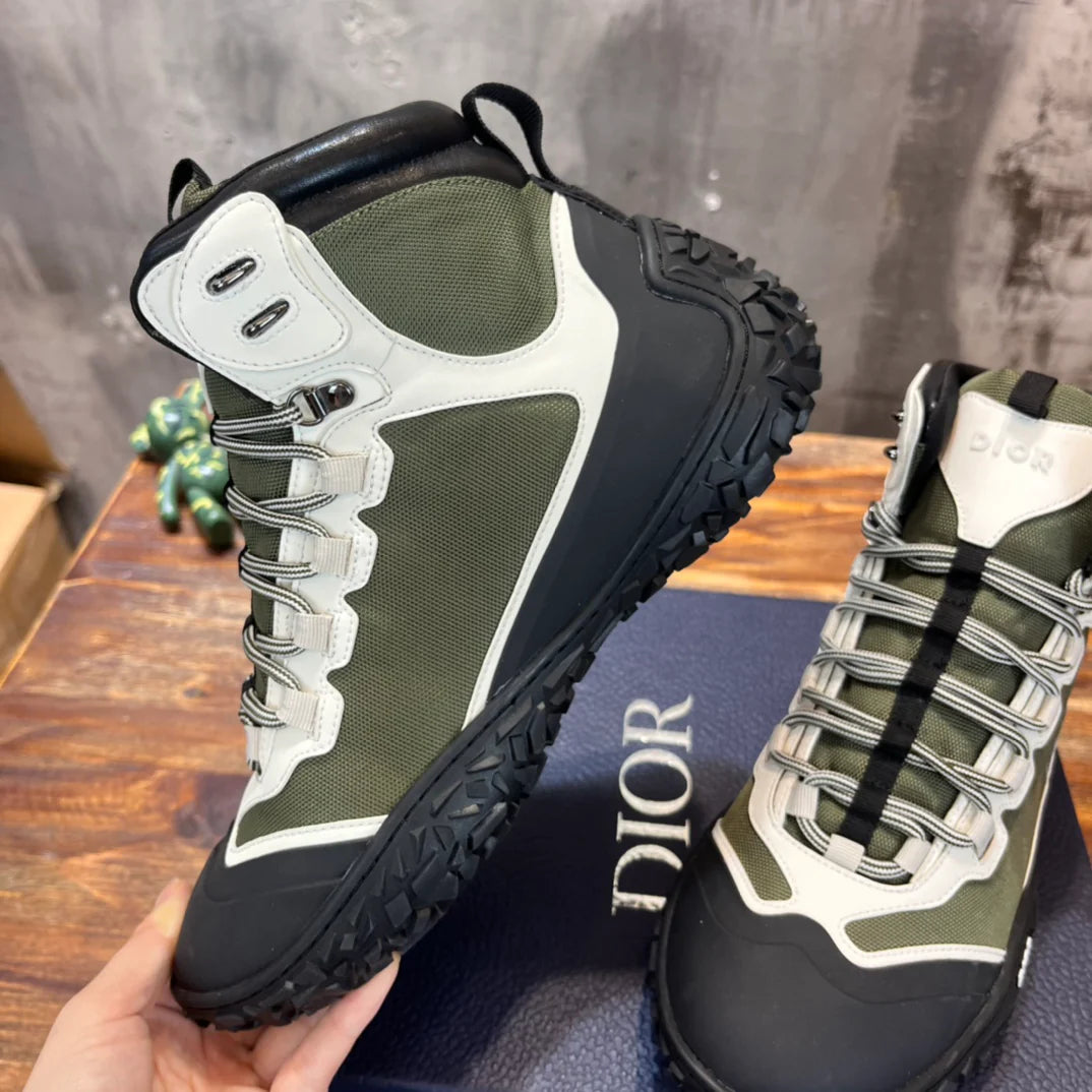 DIOR SNEAKER