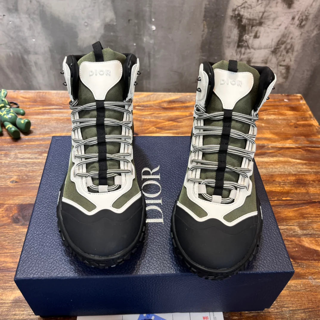 DIOR SNEAKER