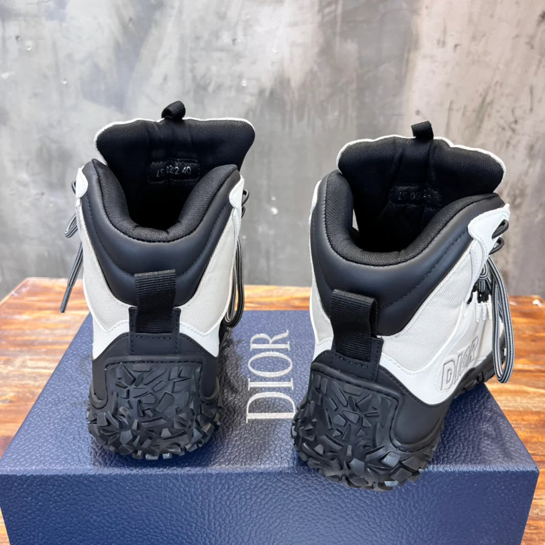DIOR SNEAKER