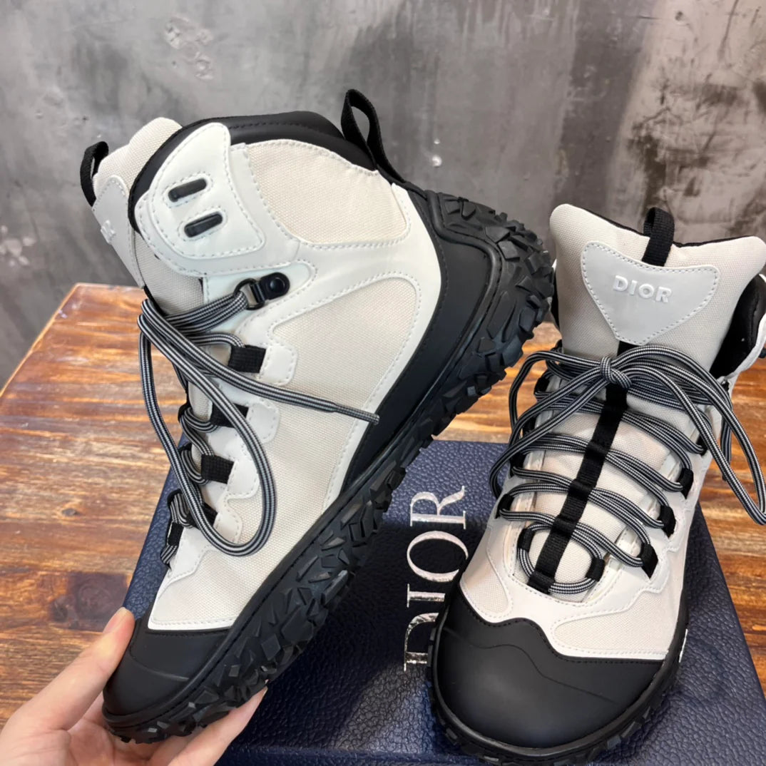 DIOR SNEAKER