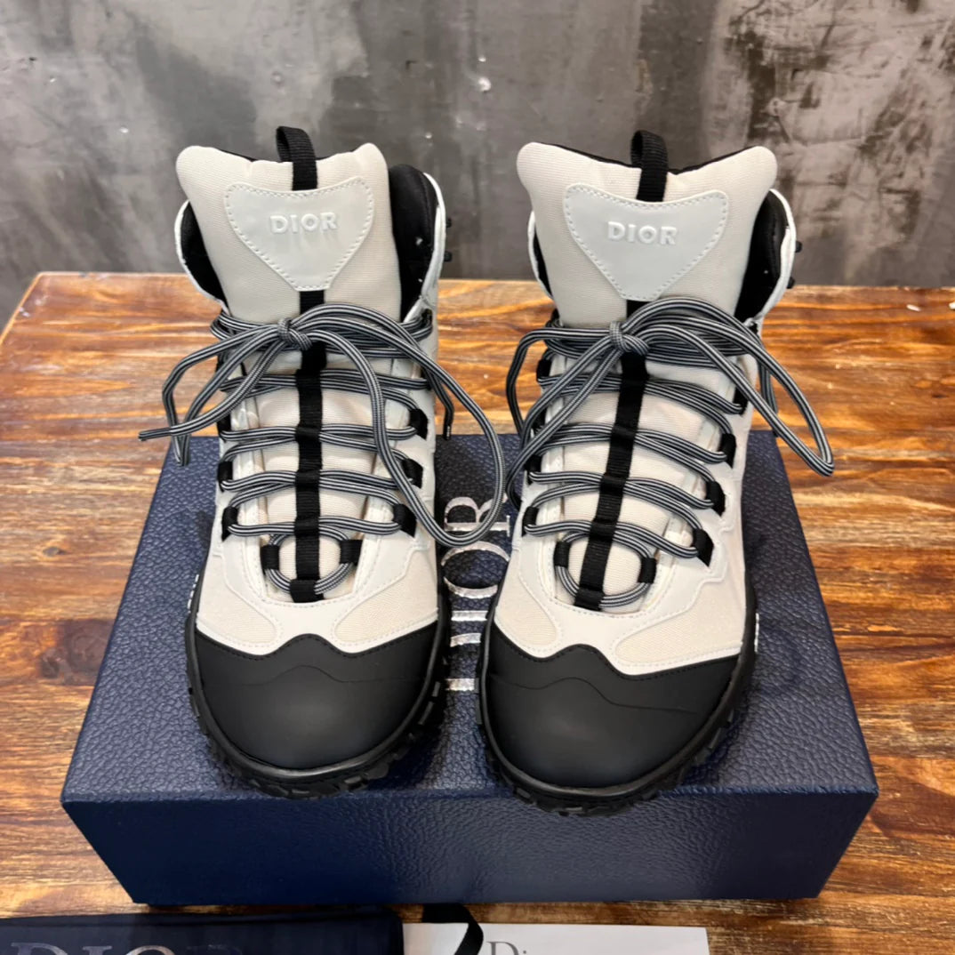 DIOR SNEAKER